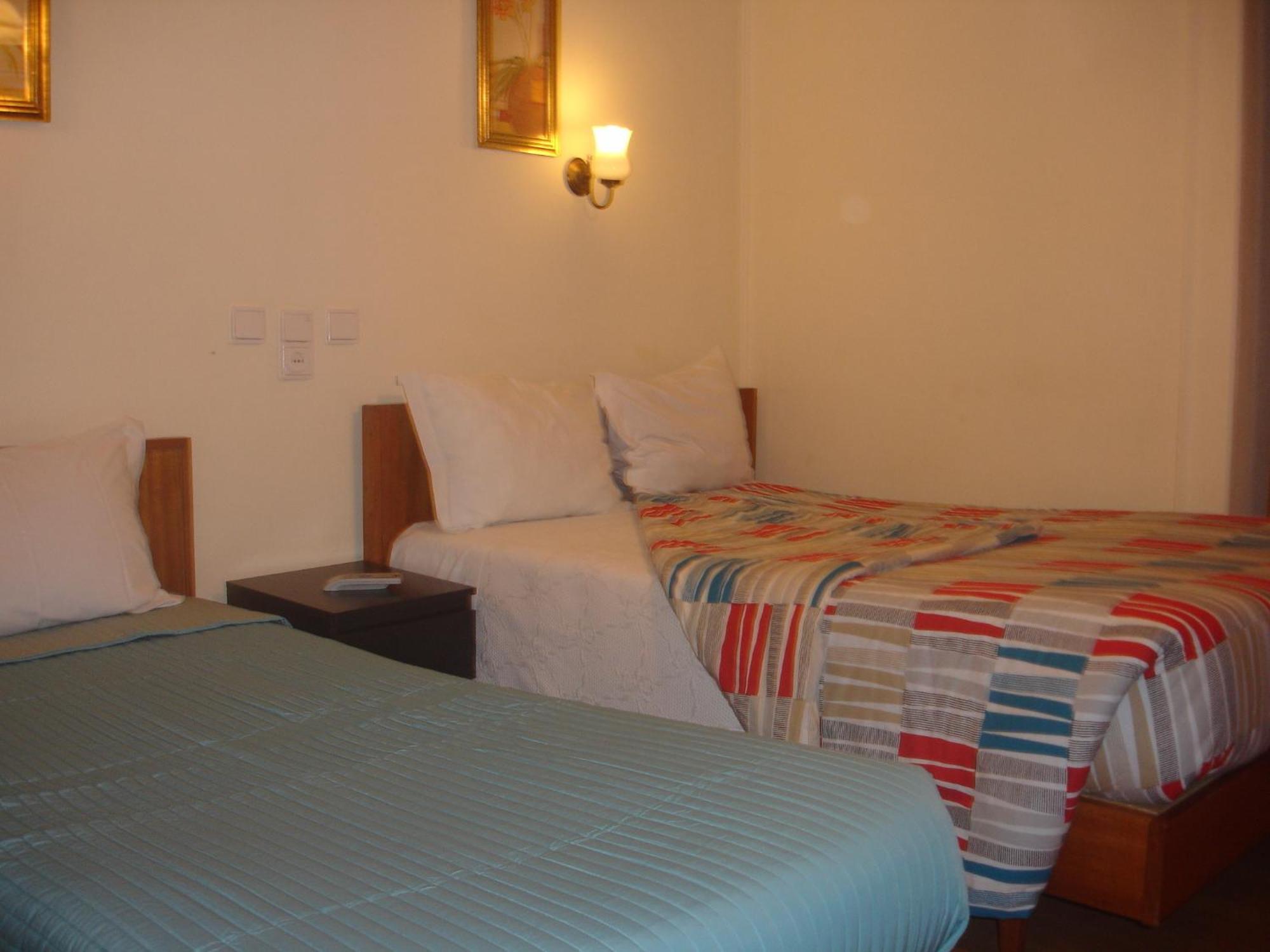 Pensao Estacao Guest house 2*